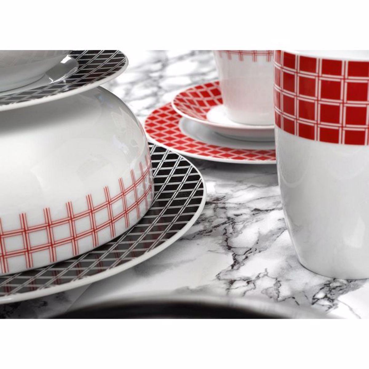 Cryspo Trio Serbitsio Fagtou Porselanis 20 Temaxion 'RUBIK' RED 2446040